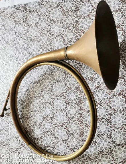 Ancien cor trompe de chasse en laiton début 20ème N°2