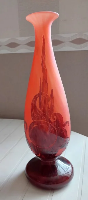 ART DECO PERIOD VASE