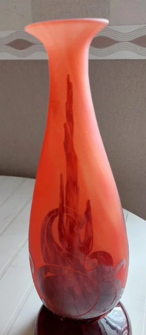 ART DECO PERIOD VASE