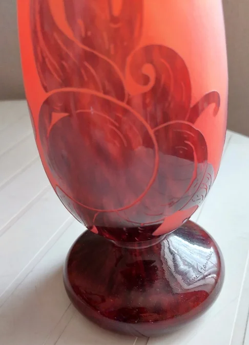 ART DECO PERIOD VASE