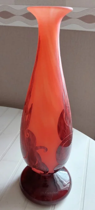 ART DECO PERIOD VASE