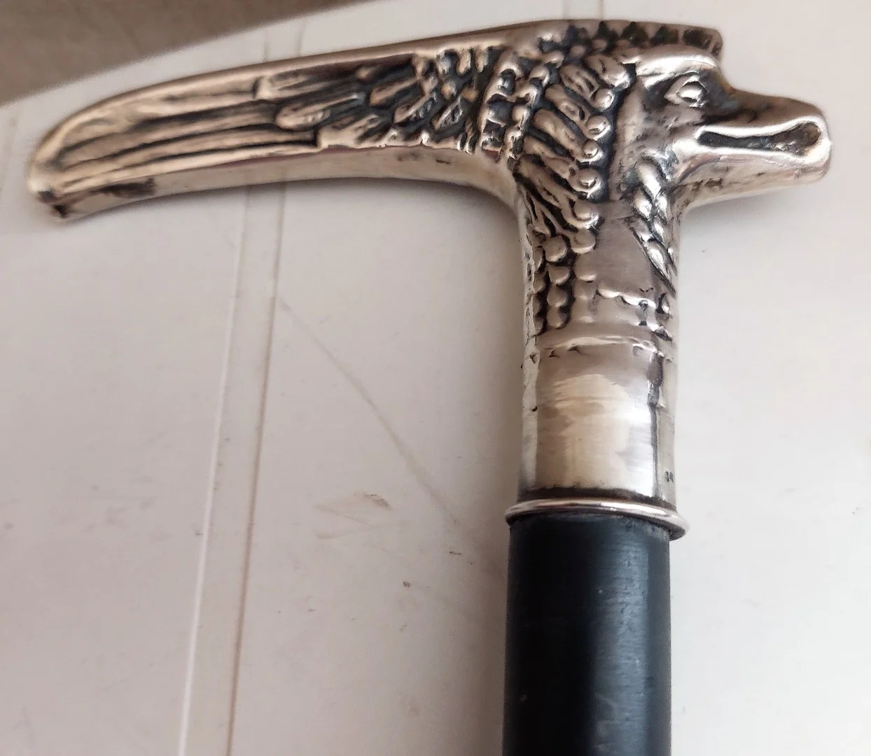 Canne de marche pommeau en argent forme tête aigle début xxème long 90 cm