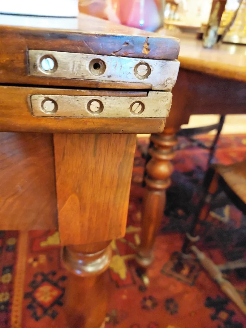MESA PLEGABLE PERIODO LOUIS PHILIPPE