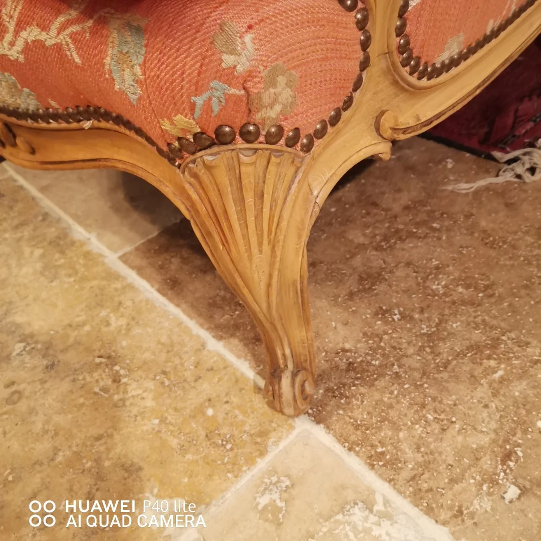 Banquette fauteuils bergère Louis XV en merisier blond début 20ème