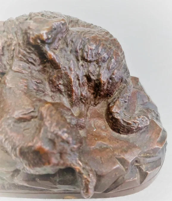 Sculpture, brebis avec son agneau - signé Buci - Bronze (patiné) - Fin du XIXe siècle