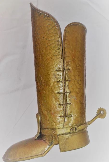 porte parapluie fantaisiste en laiton  fait à la main en forme de botte
