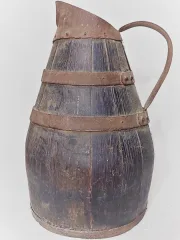 Pichet a cidre en chêne avec arceaux en fer  fin 19ème