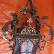 Lanterne art nouveau religieuse en tôle repoussée noir haut 72 diam 33 cm