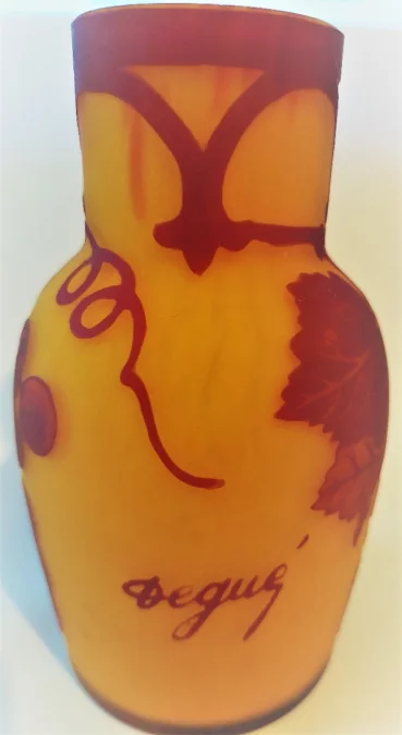 Vase décor vigne dégagé à l'acide signé de Degué David GUERON (1892-1950)