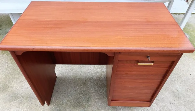 SCANDINAVIAN STYLE DESK