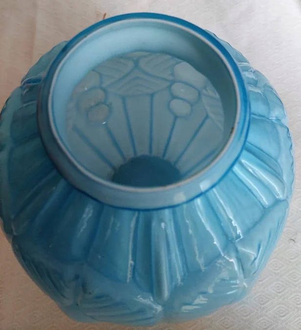 RareVase en opaline bleu art déco  20ème