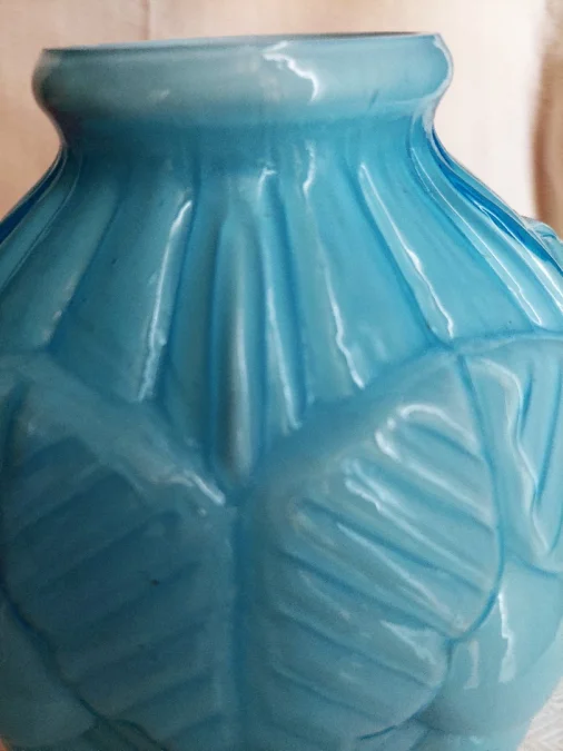 RareVase en opaline bleu art déco  20ème