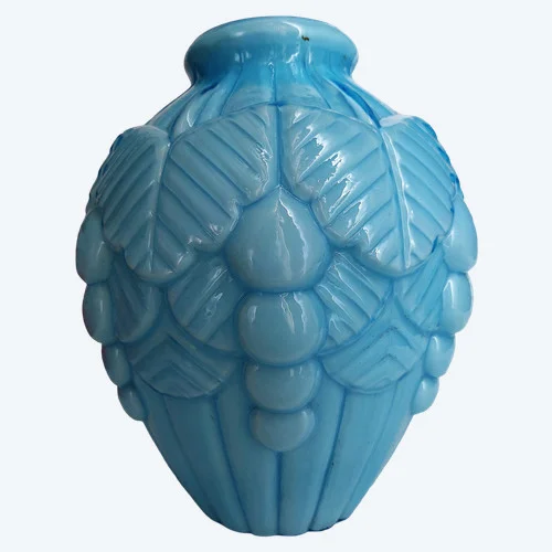 RareVase en opaline bleu art déco  20ème