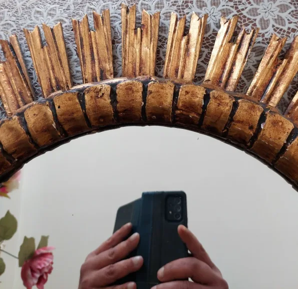 Ancien miroir soleil début XXème diamètre 63.4 cm contour matiere bois