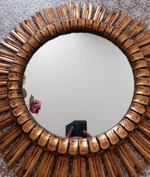 Ancien miroir soleil début XXème diamètre 63.4 cm contour matiere bois