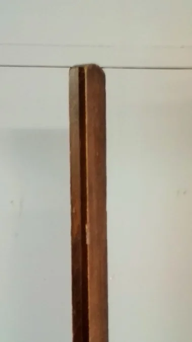 BEECH EASEL