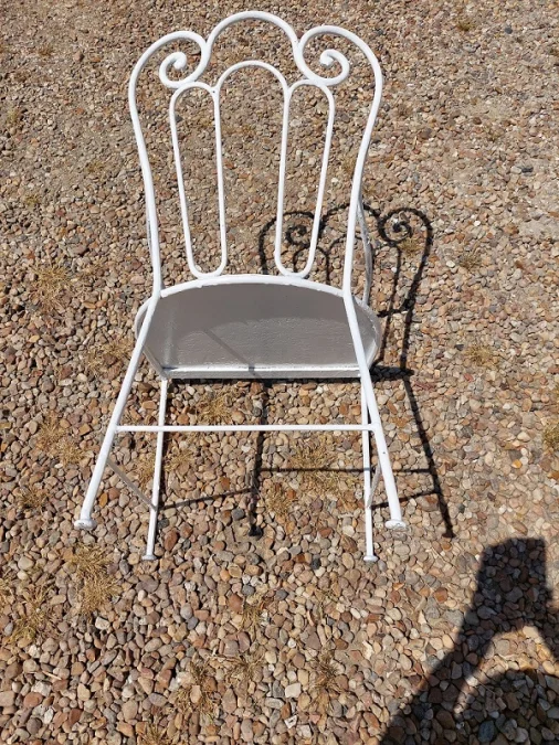 GARDEN ARMCHAIR