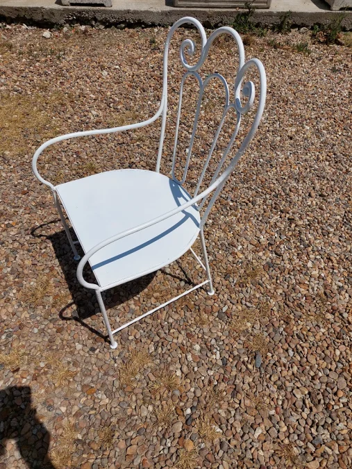 GARDEN ARMCHAIR