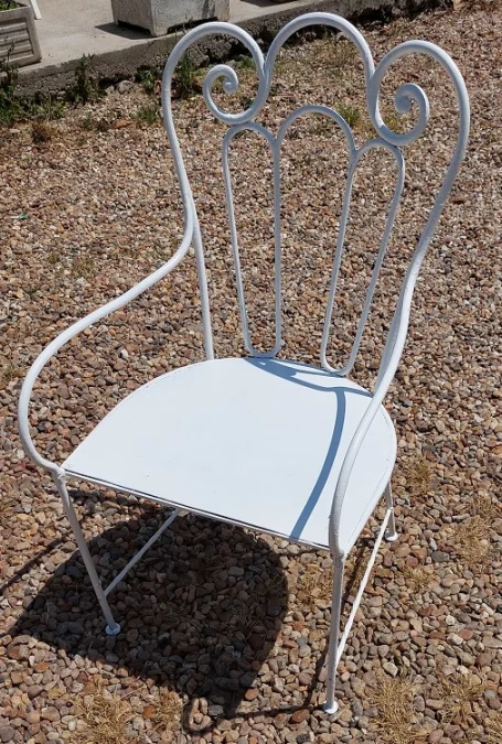 GARDEN ARMCHAIR