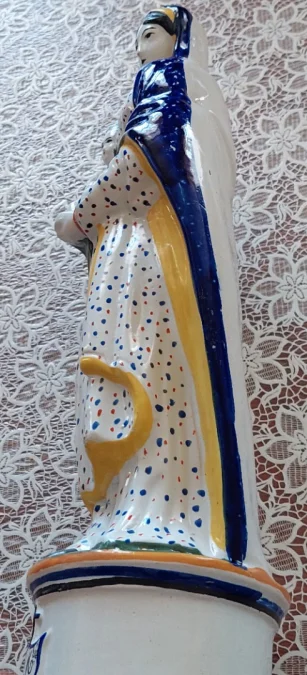 FAIENCE STATUETTE OF THE VIRGIN MARY AND INFANT JESUS
