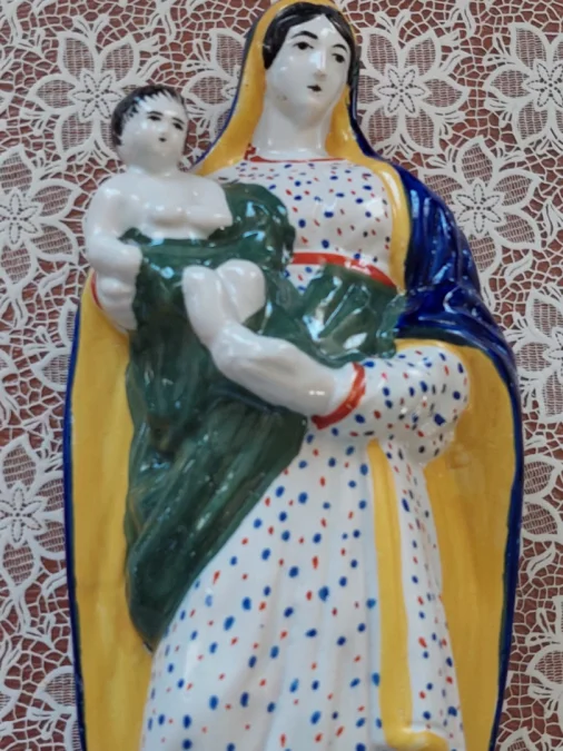 FAIENCE STATUETTE OF THE VIRGIN MARY AND INFANT JESUS