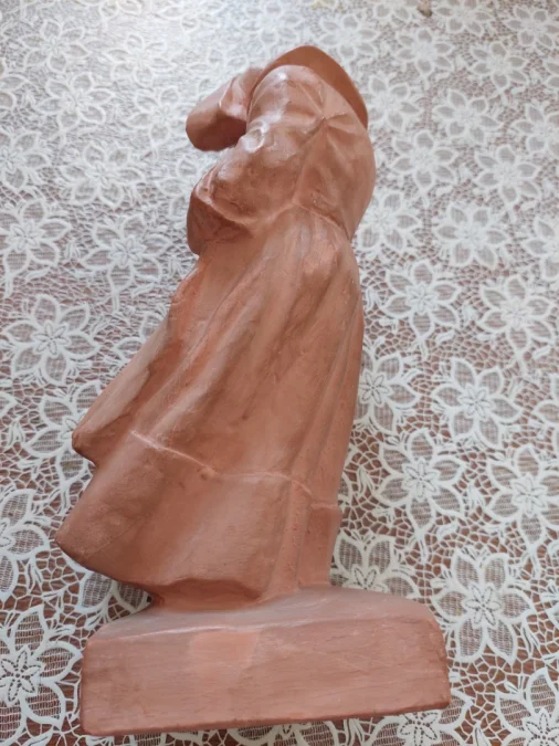 STATUETTE OF A BRETON by Yvon ROY