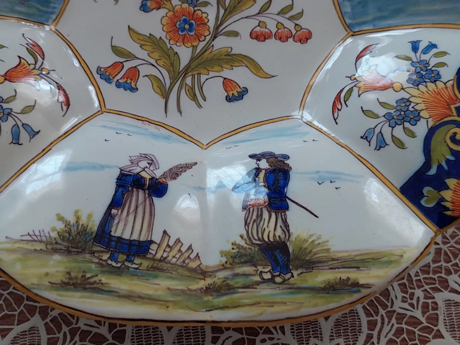 DEVRES CERAMIC DISH