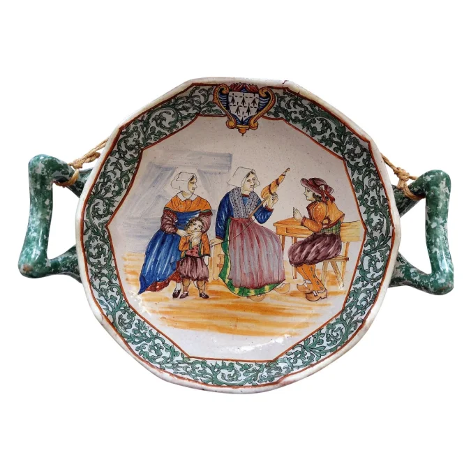 DISH signed  Malicorne Pouplard Beatrix