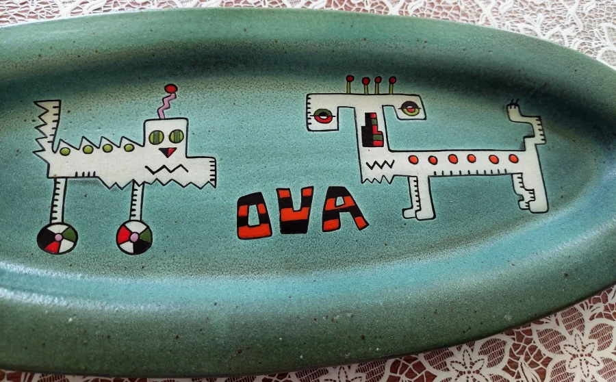 OVAL DISH by Remi LACOMBE