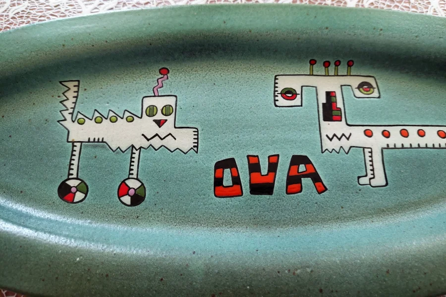 OVAL DISH by Remi LACOMBE