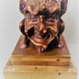 Ancien encrier ancien en bronze doré sur socle à tête de monstre grotesque