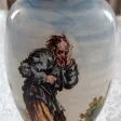 Vase en faïence Gien à décor de gueux fin XIXème