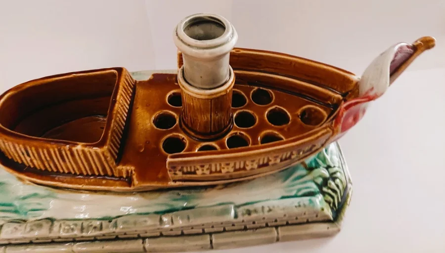 TABLE CENTRE PIECE 1900