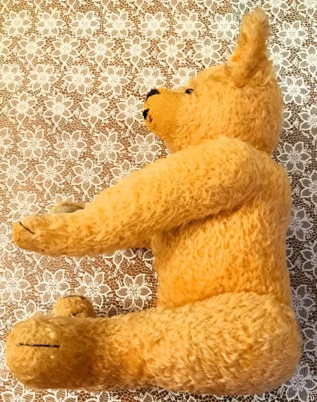 Ours en peluche avec les yeux de verre année 1920 ou 1930 haut 57 cm