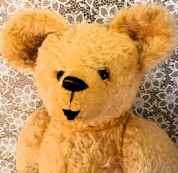 Ours en peluche avec les yeux de verre année 1920 ou 1930 haut 57 cm