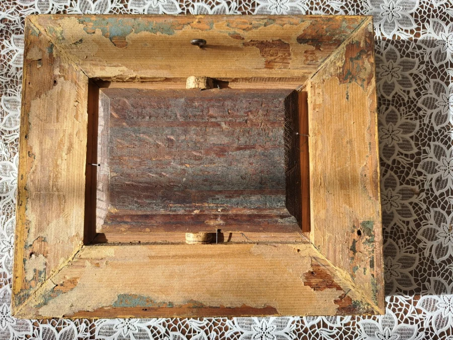 Tableau huile sur paneau de bois repésente vache et poules dans le près
