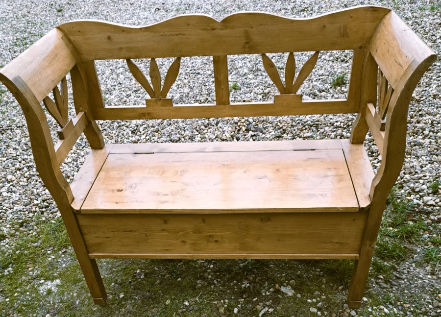 Meuble Banc coffre en bois blanc milieu XXème
