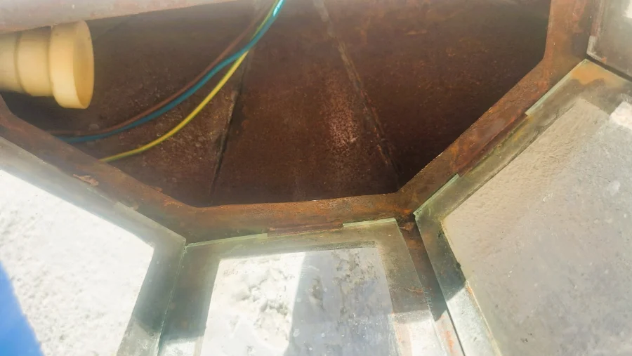 WALL LANTERN