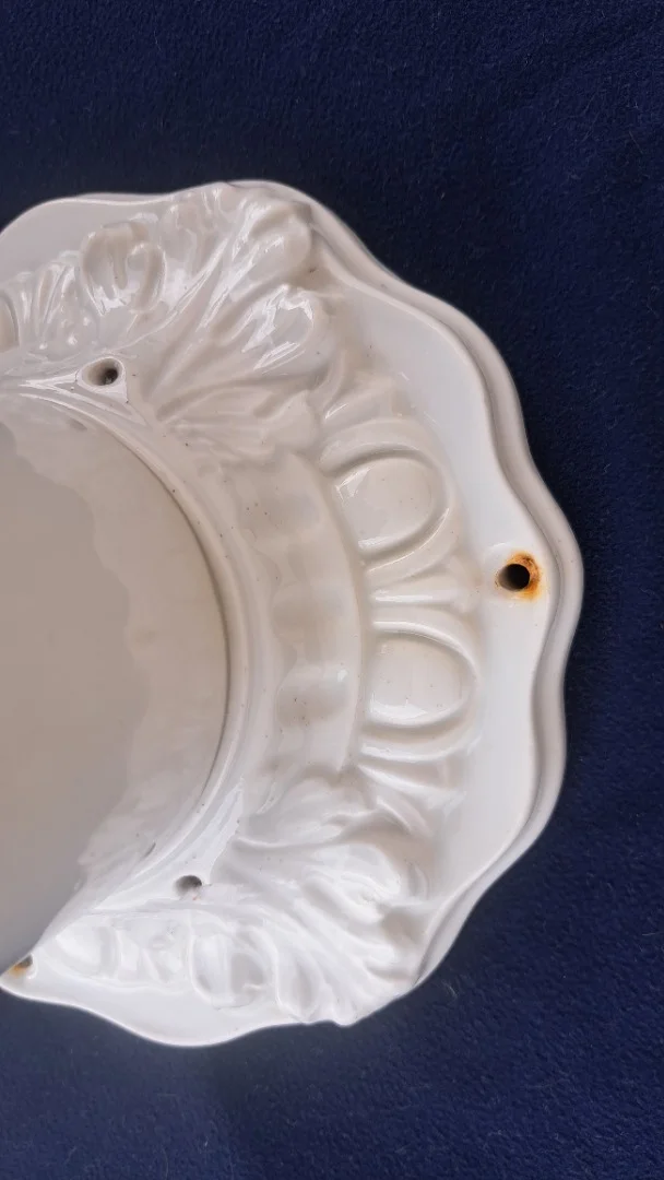 Lampe plafonnier ou applique murale base en porcelaine et opaline début XXème