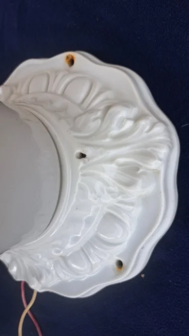 Lampe plafonnier ou applique murale base en porcelaine et opaline début XXème