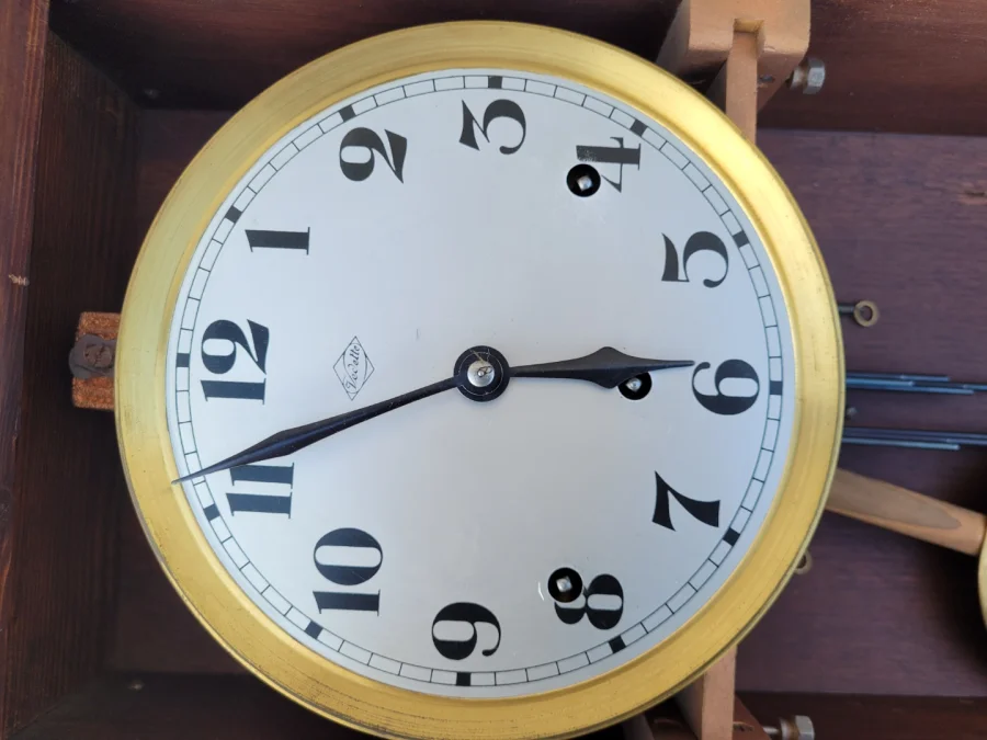 Carillon de marque Vedette 8 marteaux 8 tiges fonctione bien XXème