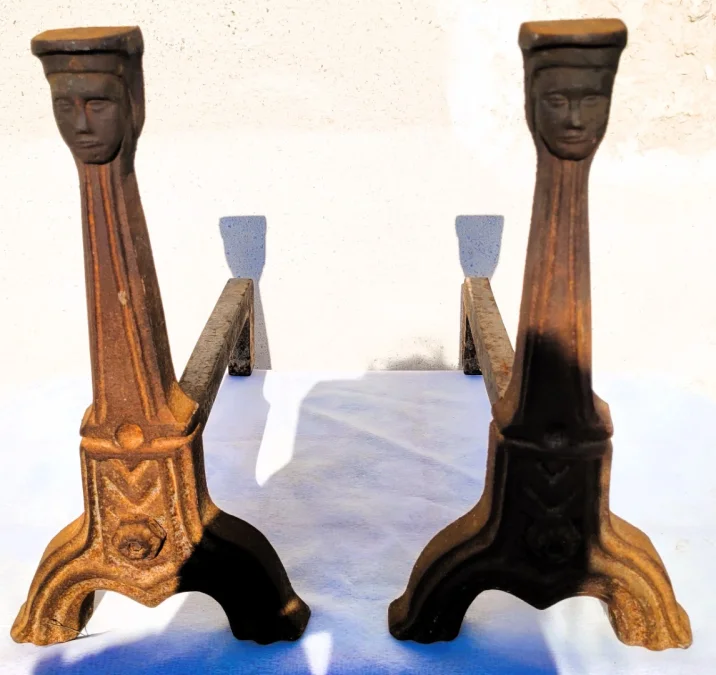 Paire De Chenets de style Gothique