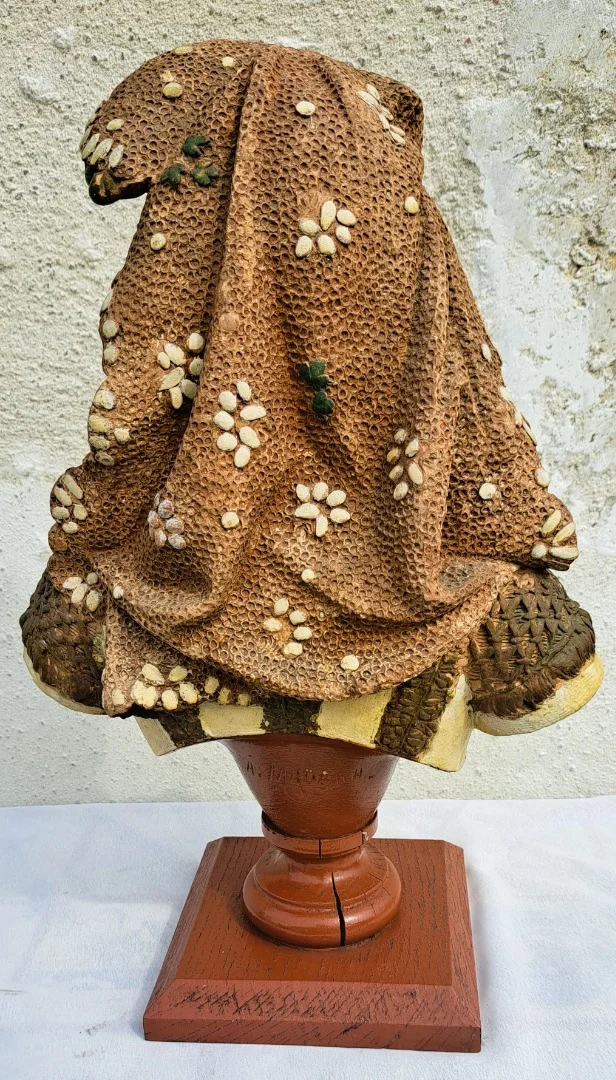 ГЛИНЯНЫЙ БЮСТ, автор Адольф МОБАХ