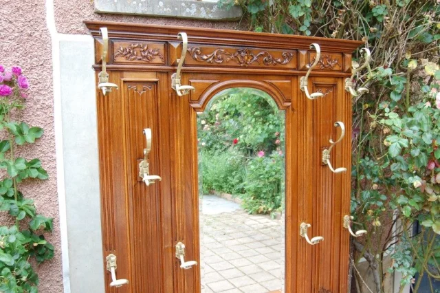 Napoléon III walnut hall stand, late 19th century — Excellent condition