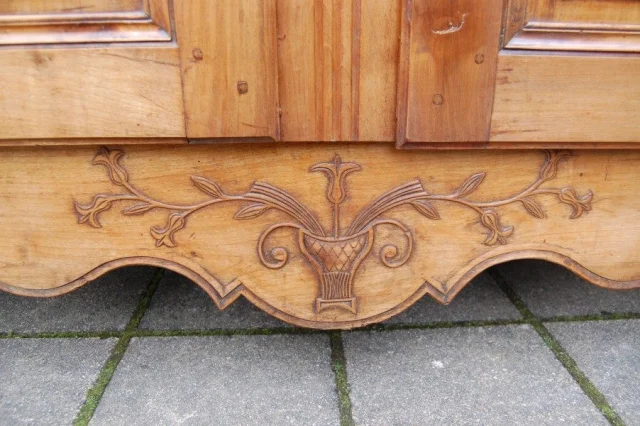 Louis XV-buffet in kersenhout, 19e eeuw — Uitstekende staat