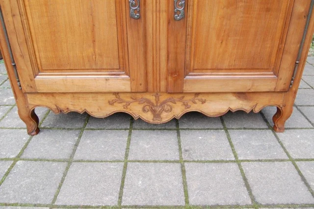Louis XV-buffet in kersenhout, 19e eeuw — Uitstekende staat
