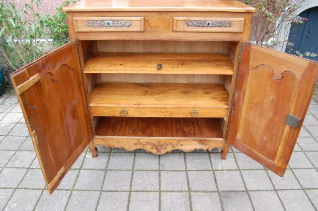 Louis XV-buffet in kersenhout, 19e eeuw — Uitstekende staat