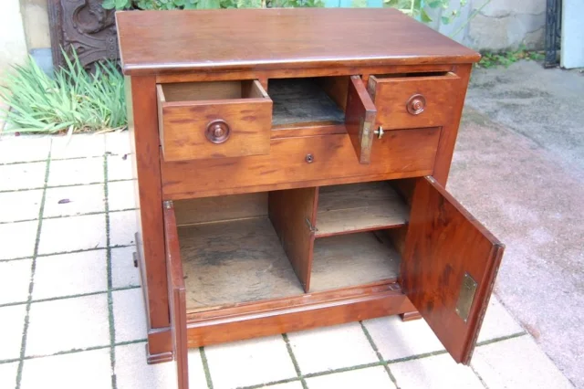Klein Louis-Philippe dressoir in mahonie, 19e eeuw — Uitstekende staat
