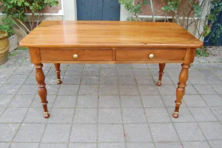 Bureau d époque Louis Philippe en noyer du 19e siècle