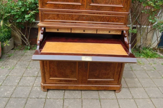 Louis-Philippe tweedelig bureau-bibliotheek in noten, 19e eeuw — Uitstekende staat